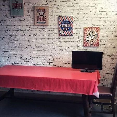 Hotel De La Gare Морле Екстериор снимка