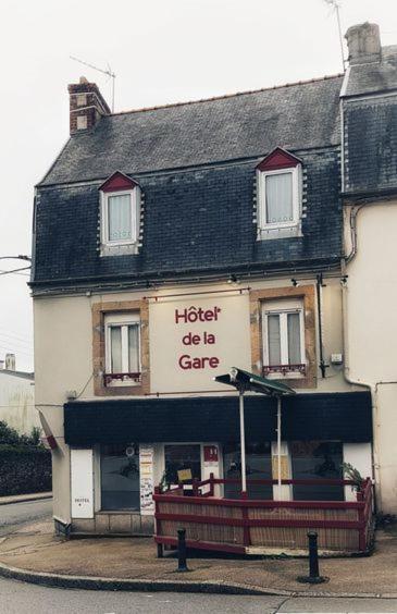 Hotel De La Gare Морле Екстериор снимка